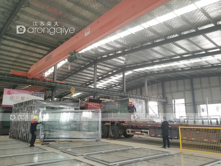 陜西候車亭燈箱發(fā)貨第二批圖二