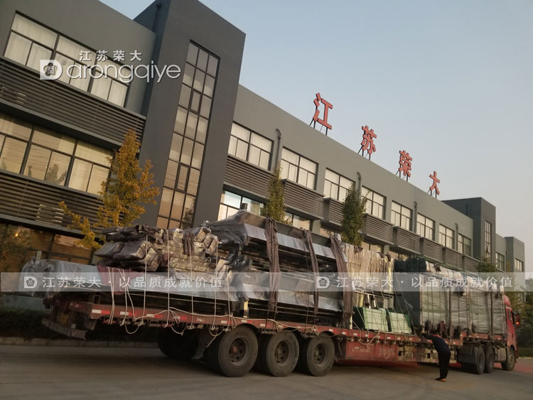 第二批山西現(xiàn)代候車亭發(fā)貨圖三