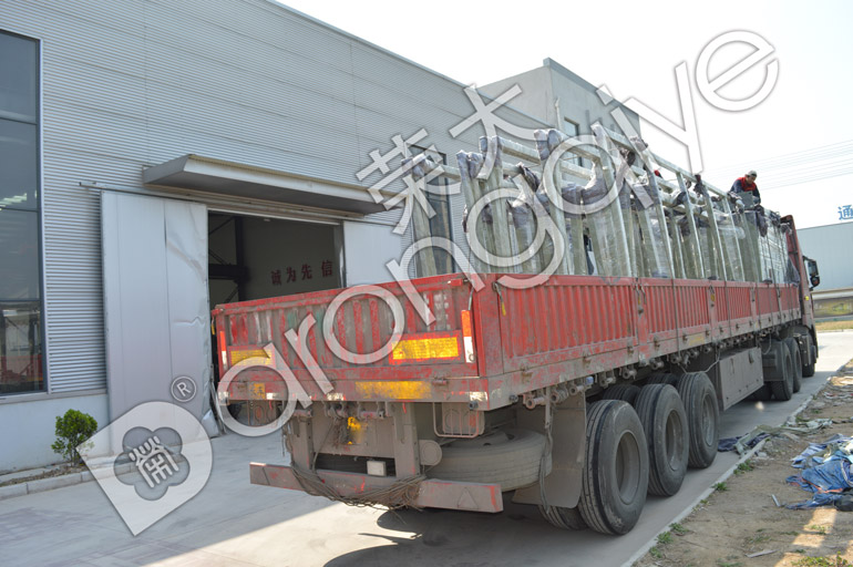 候車亭裝車圖一