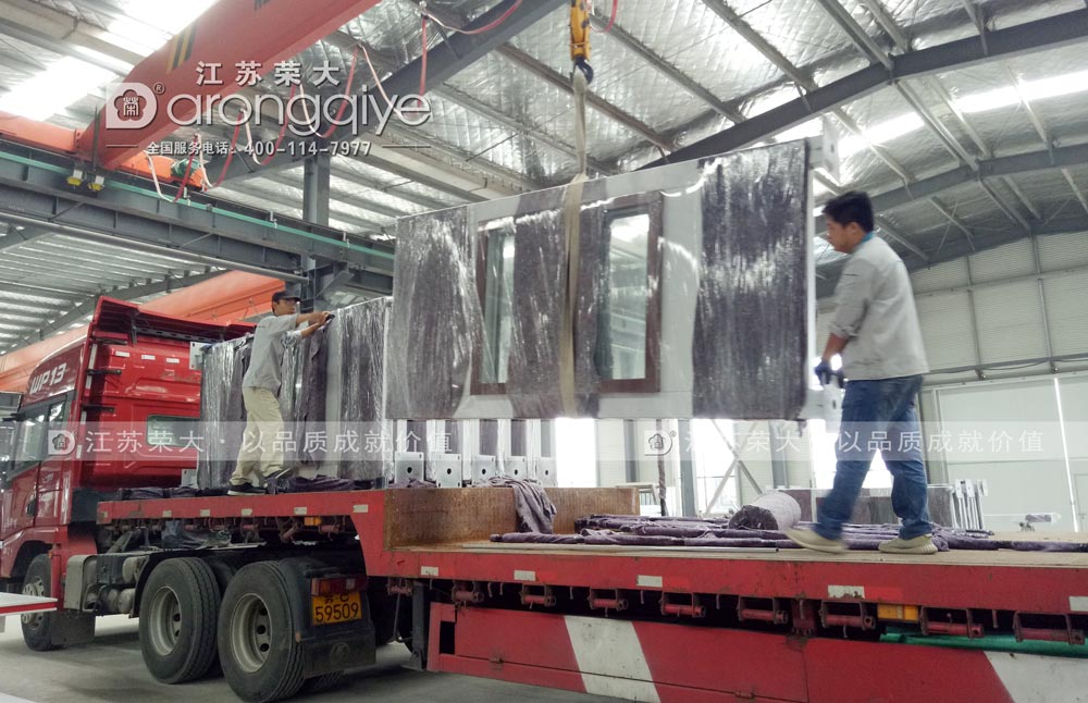 第二批公共自行車棚發(fā)貨配圖一