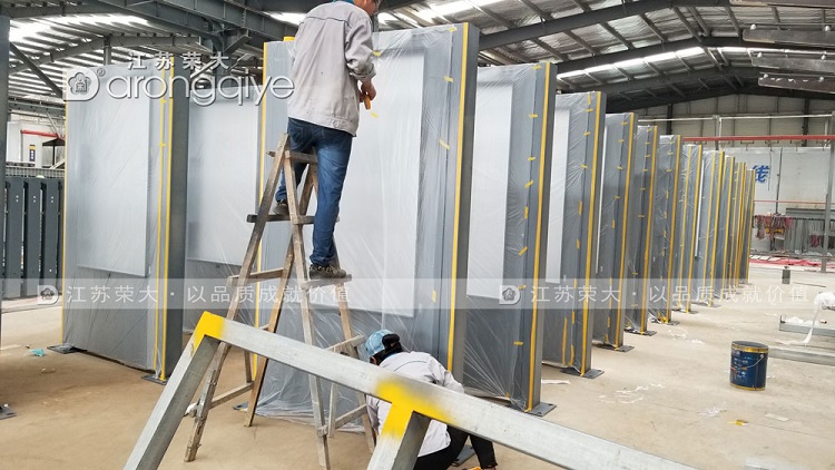 山東公交站臺(tái)發(fā)貨圖一