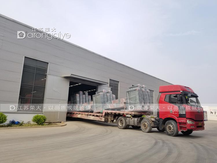 第二批供應(yīng)山東公交站牌發(fā)貨圖二