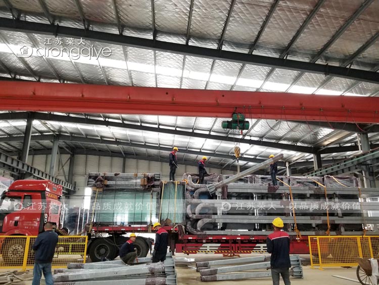 第一批供應(yīng)安徽公交候車亭發(fā)貨圖三